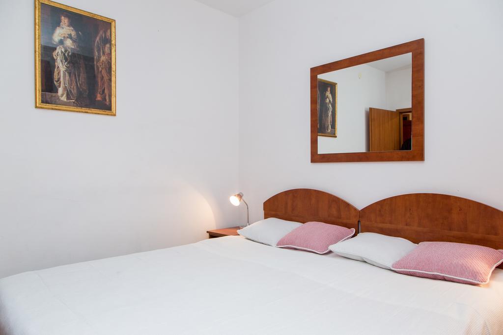 Apartments Lepur Ragusa Esterno foto
